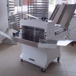 Szalagos kenyérszeletelő gép - DUO