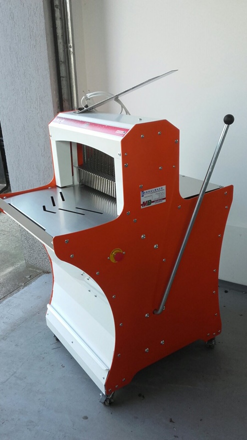 BASIC52L kenyérszeletelő gép