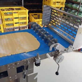 GC3500 automata leveles tészta vágó gép Bács-Kiskun Vármegyében ügyfelünknél